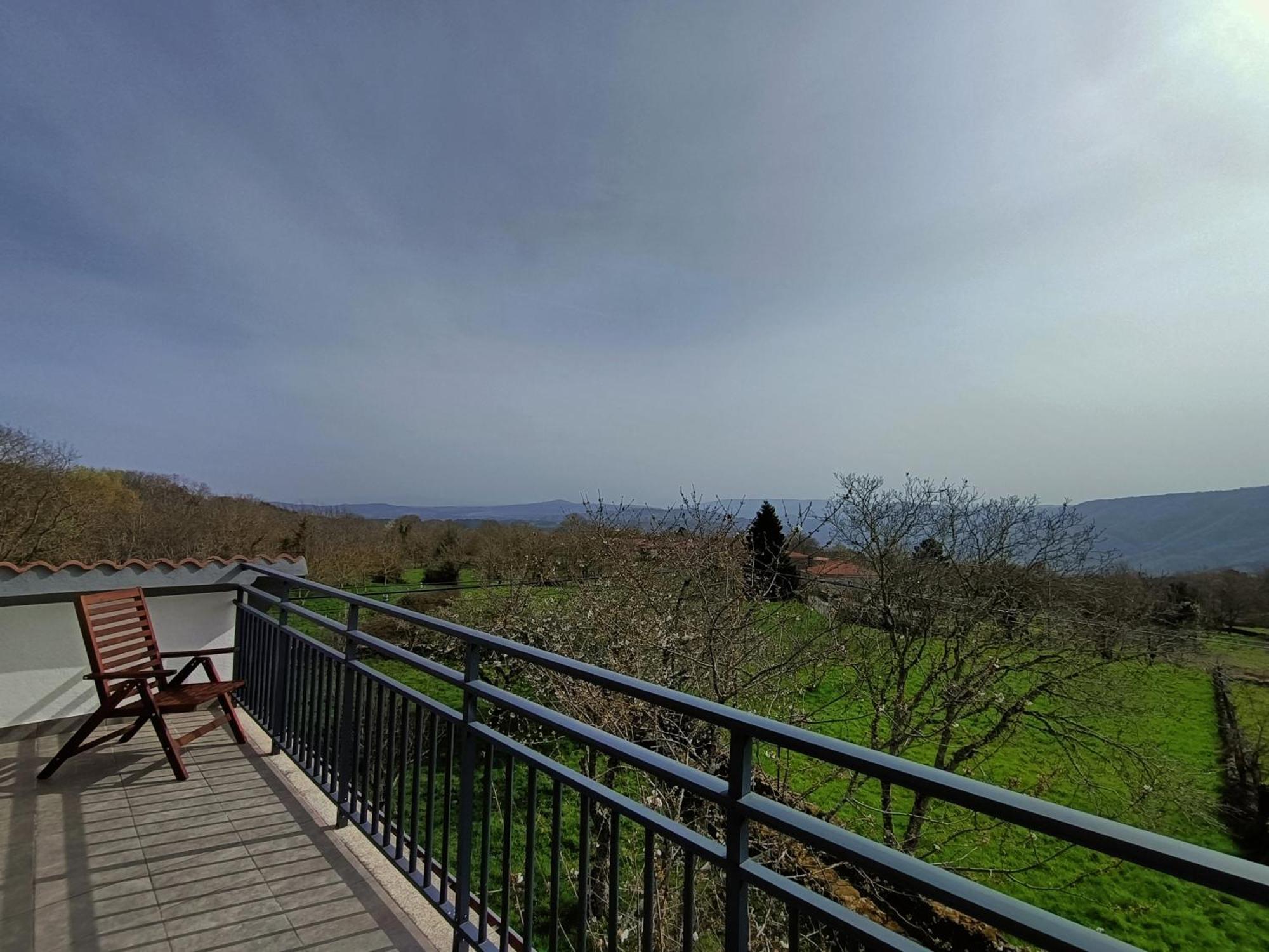Apartamentos Ribeira Sacra Parada del Sil Bagian luar foto