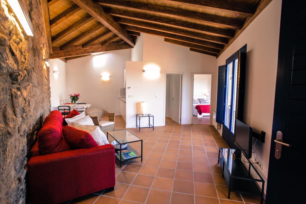 Apartamentos Ribeira Sacra Parada del Sil Bagian luar foto