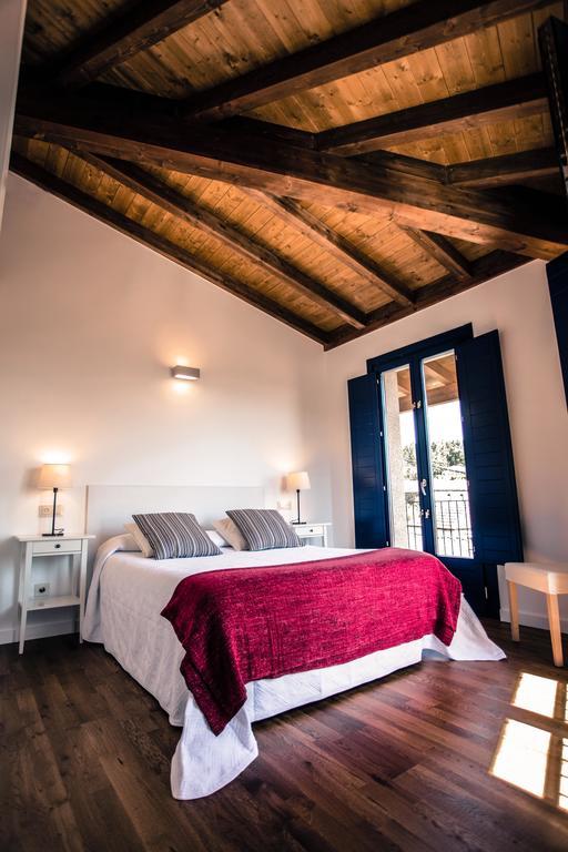 Apartamentos Ribeira Sacra Parada del Sil Bagian luar foto